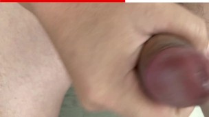 ゲイの張り裂けそうなチンポのオナニー動画／Masturbation video of a gay cock that seems to be torn apart