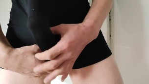 I deliberately pee and took off my pants. And ejaculate. Pick up the semen.