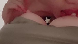 【女性向け】可愛い彼女に欲情したイケメン彼氏はおっぱいを舐め続けるエッチな10分間