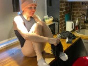 Вместо прогулки он потащил меня трахаться в номер - POV - кончил в киску 4/16