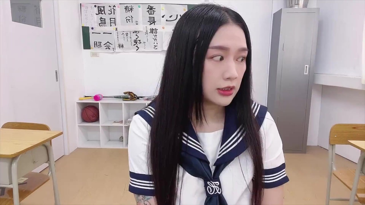 The school teacher fuck with his girl student in the classroom ...