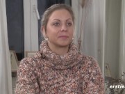 Blondine fühlt sich wohl beim Masturbieren 16/16