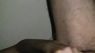 Punhetando bem gostoso