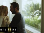 Family Sinners - Hot Blonde Aiden Ashley Visits Her Stepbrother Tommy Pistol & Gets Her Pussy Fucked 3/16