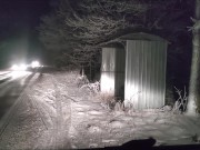 Przyjaciel męża rucha mnie przy drodze odwożąc do domu 1/16