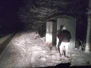 Przyjaciel męża rucha mnie przy drodze odwożąc do domu 10/16