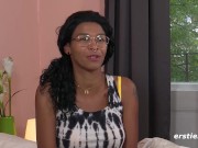 Ruth ist zurück und masturbiert mit ihren Lieblingstoys 2/16