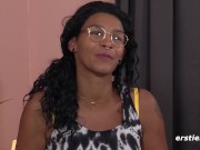 Ruth ist zurück und masturbiert mit ihren Lieblingstoys 9/16