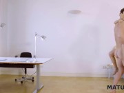 MATURE4K. Lack of sex motivates mature to have affair with IT repairman 14/16