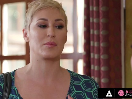 ALLGIRLMASSAGE Stacked MILF Ryan Keely Doesn't Like To Be Messed With