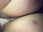 顔の上でスカート捲り♡おまんこにソーセージを出し入れしてアンアン喘ぐ素人女【個人撮影】 6/16