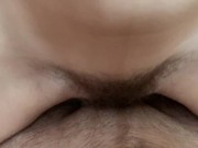 Волосатая киска скачет на члене 5/16