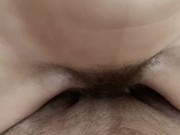 Волосатая киска скачет на члене 6/16