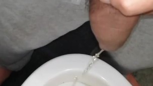 It's a waste of golden néctar, Do you want a little?