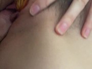 Она играет с клитором, пока я ее трахаю 16/16