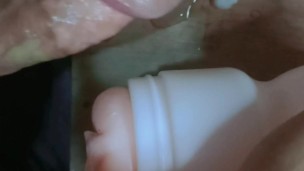 First Time Using Fleshlight Toy Men Masturbation