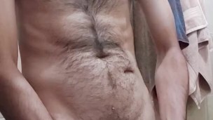 Me masturbo en casa de mi amiga