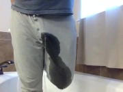 Pissing before showing 13/16