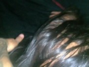 Corno mostrando para o amigo como a esposa dele gosta de ser fodida 10/16