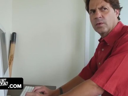 Family Strokes - Horny Stepsiblings Fuck Each Other Behind Their Parents Back