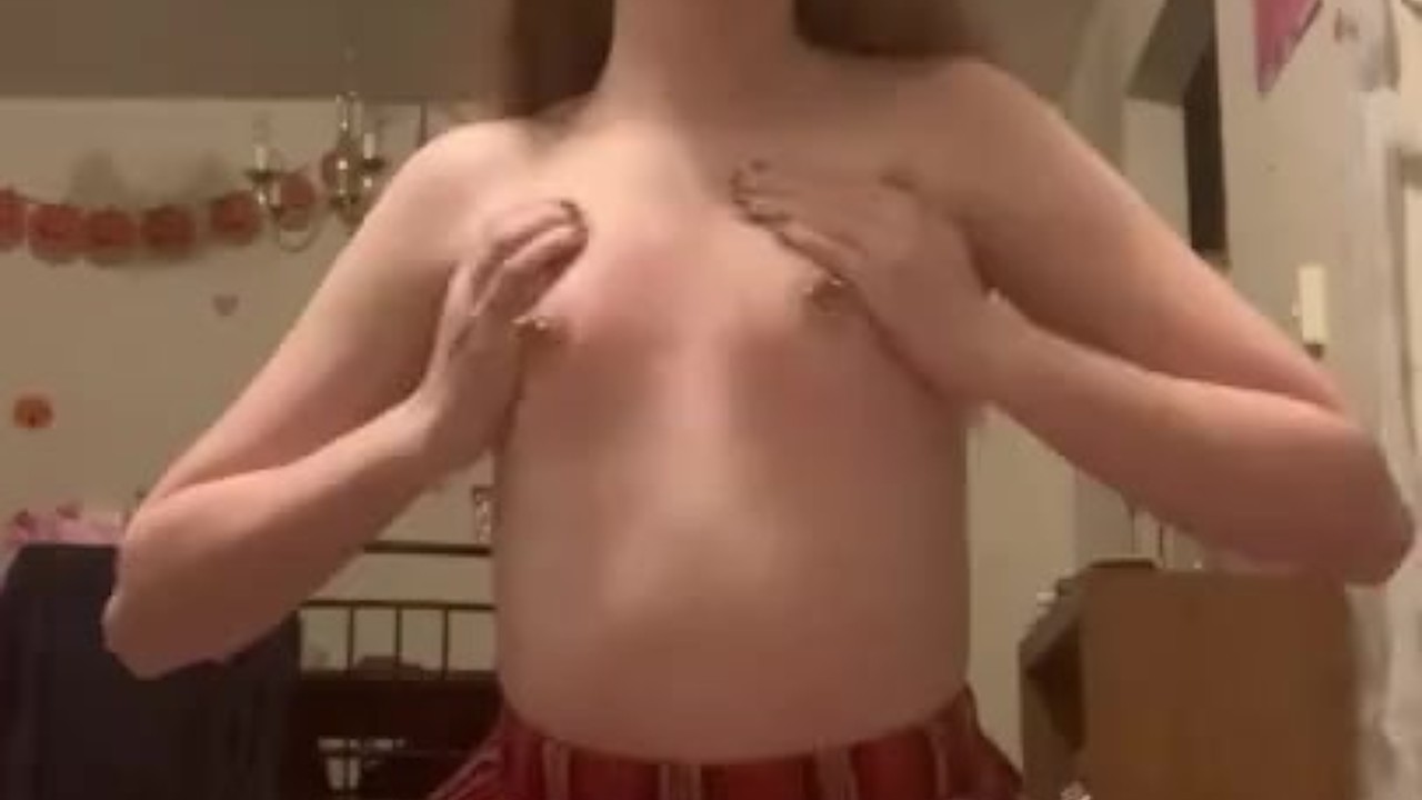 School girl learning to pleasure herself - RedTube