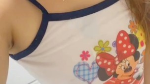 Esposa traviesa filma sentado mucho en morena traviesa