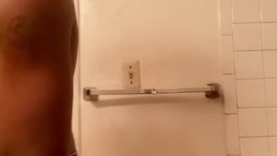 Bathroom Twerk