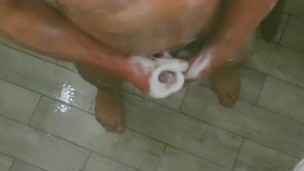 PEEPING IN SHOWER 