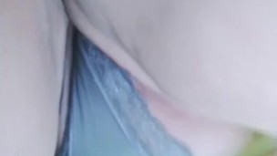 Boricua se probá su lencería sexy