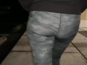 Flashing and public fuck at apartment parking lot 1/16