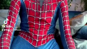 Tom Holland SpiderMan Bulge leaks Exposed Dick print Cumming TomHolland Spider Man cock porn gay 