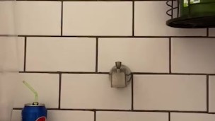 Jacking off in the bath