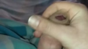 Masaje sensual Mano lenta con esperma caliente en mi cama. Camara lenta