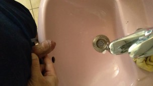 This cock loves that you see her pissing 