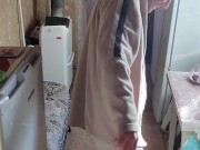 Time in the kitchen, making tea 1/16