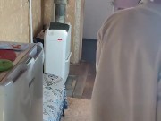 Time in the kitchen, making tea 5/16