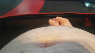 Chubby cums