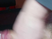 Mec se branle et éjacule #1 9/16