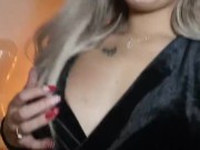 CREAMPIE FELLATION Jeune salope française cuisine pour son copain elle finit en dessert  1/16