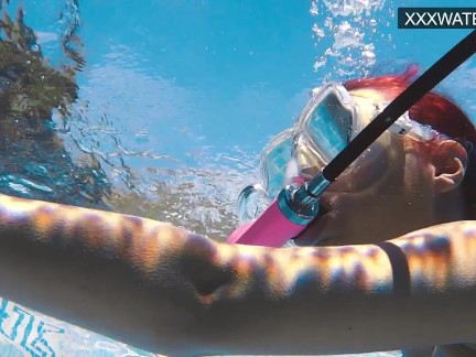 Girls underwater having hardcore sex with Polina Rucheyok