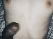 Amo quando ele goza em meu corpinho