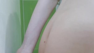 Twink fucks himeself in the bathroom