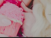 The cupcake striptease  14/16