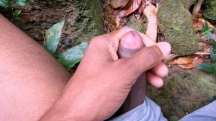 Asian Hot Guy Outdoor musterbrate