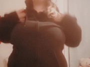 Titty drop - Screenshot 14 of 16 - Strip