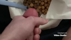 reeses puffs but with cum