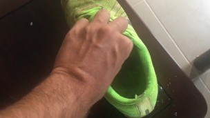 Cum on sneakers - Fan request video - Twitter