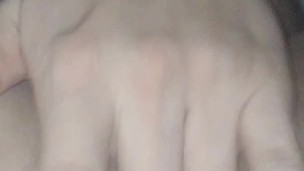 Masturbandome con un pepino 