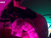 horny cougar seduce guys in hookah place night club 13/16