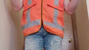 Cumming for Officer Barry!